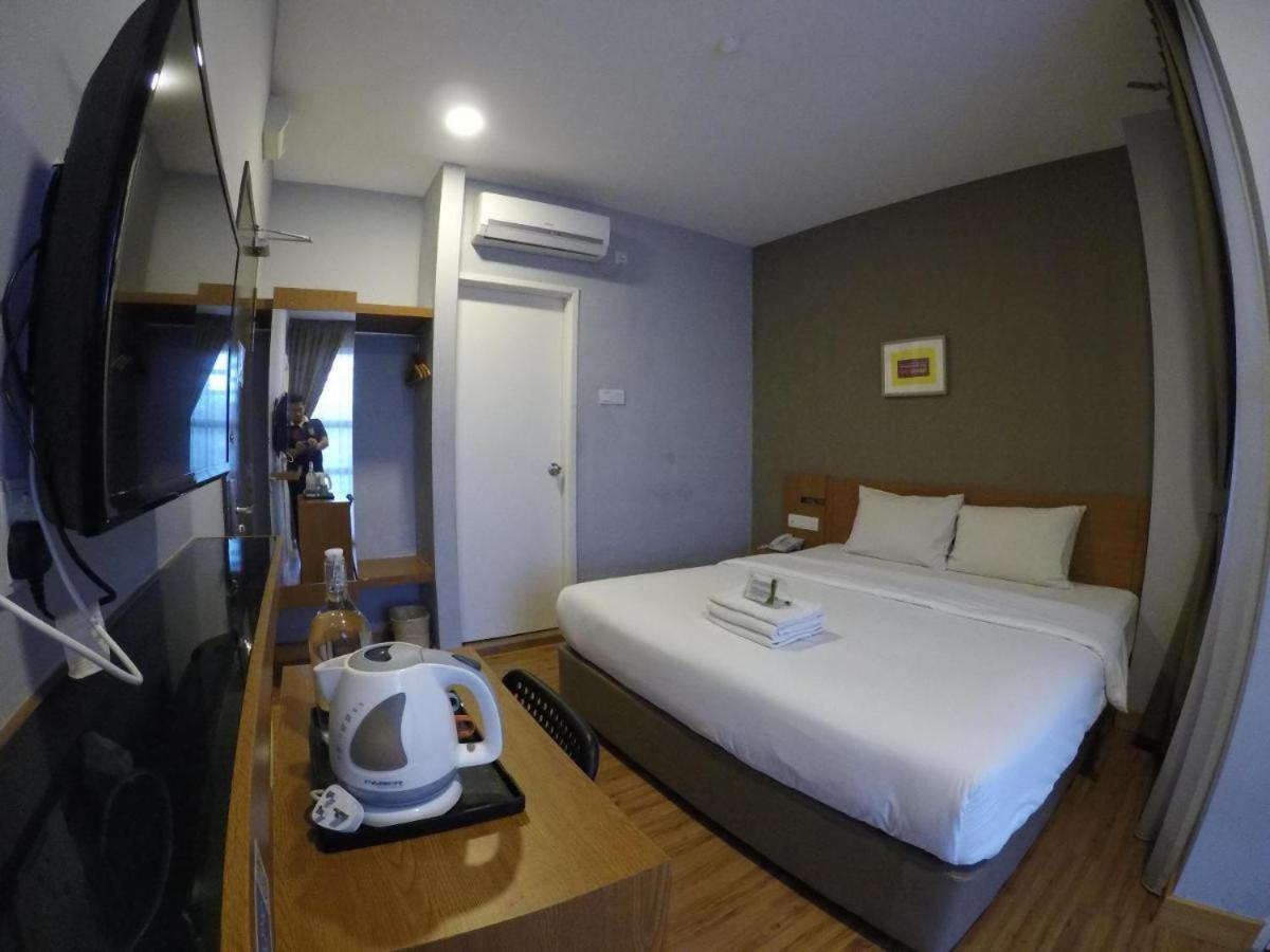Golden Leaf Boutique Hotel Nusa Idaman Formerly Known As Ariana Hotel Johor Bahru Buitenkant foto