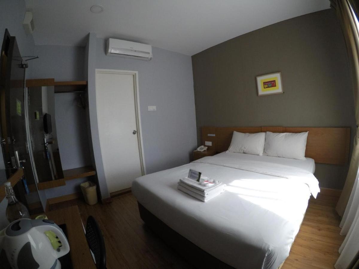 Golden Leaf Boutique Hotel Nusa Idaman Formerly Known As Ariana Hotel Johor Bahru Buitenkant foto