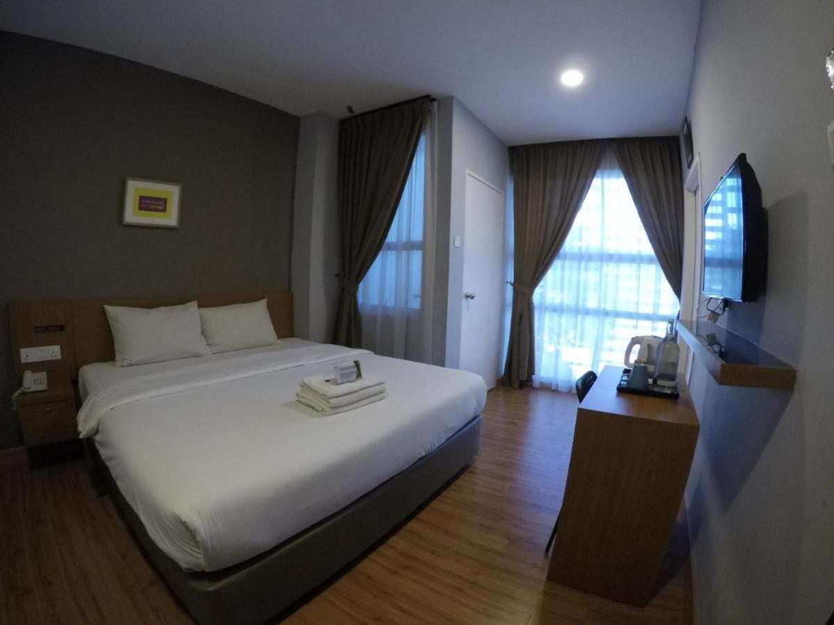 Golden Leaf Boutique Hotel Nusa Idaman Formerly Known As Ariana Hotel Johor Bahru Buitenkant foto