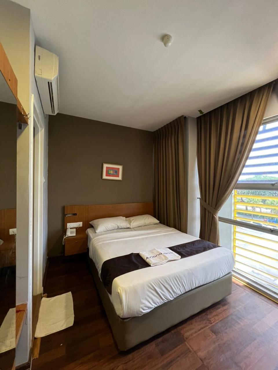 Golden Leaf Boutique Hotel Nusa Idaman Formerly Known As Ariana Hotel Johor Bahru Buitenkant foto