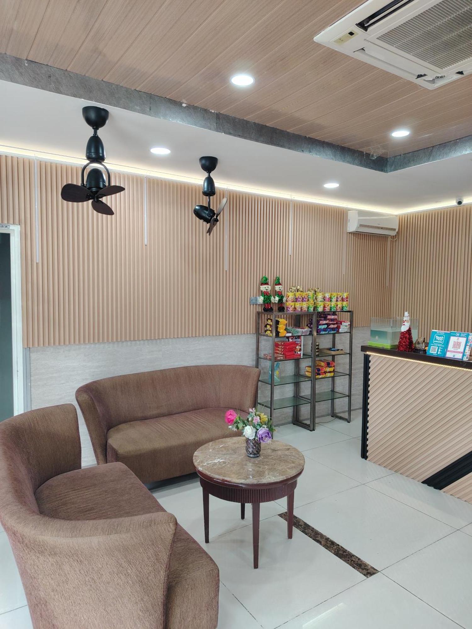 Golden Leaf Boutique Hotel Nusa Idaman Formerly Known As Ariana Hotel Johor Bahru Buitenkant foto